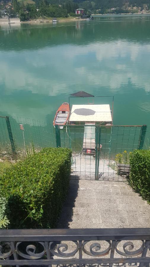 Lake House Нови пазар Екстериор снимка